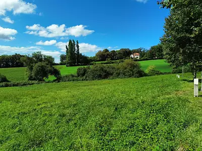 Terrain, 841 m²