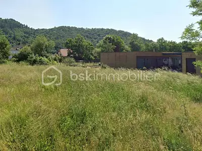 Terrain, 834 m²
