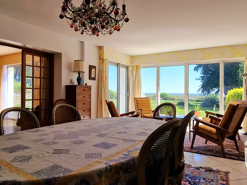Maison, 233 m²