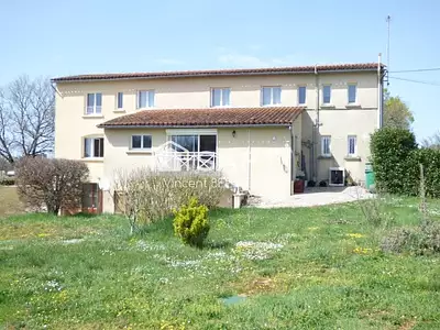 Maison, 380 m²