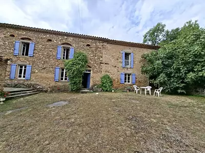 Maison, 225 m²