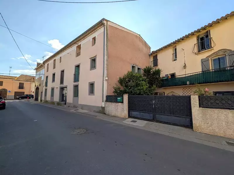 Immeuble, 350 m²