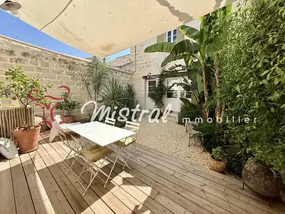 Maison, 185 m²