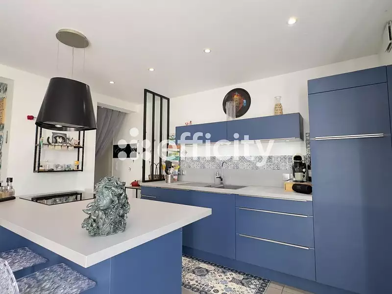 Maison, 94 m²