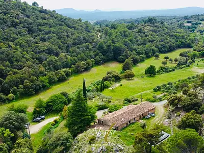Maison, 505 m²