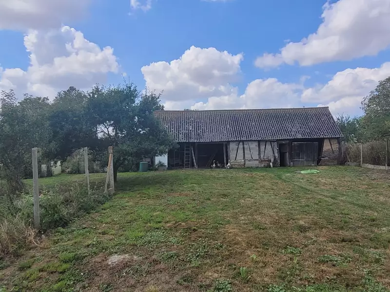 Terrain, 1 104 m²