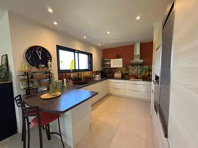 Maison, 143 m²