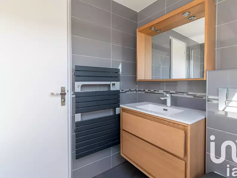 Maison, 215 m²