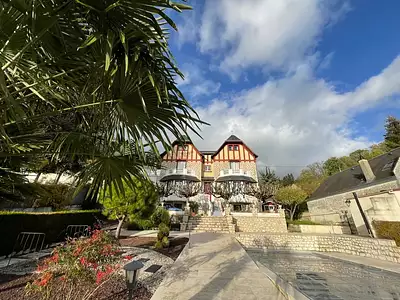 Maison, 225 m²