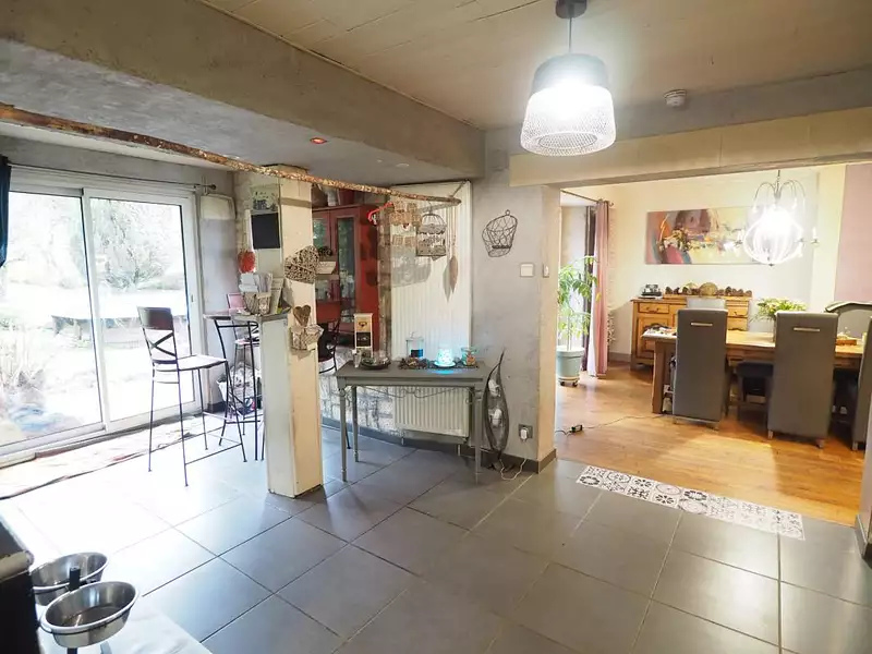 Maison, 215 m²