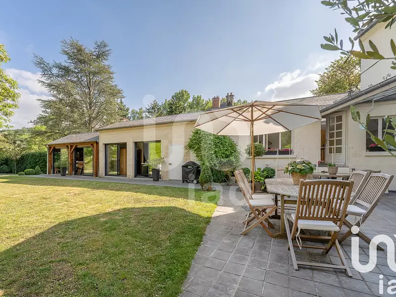 Maison, 318 m²
