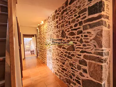 Maison, 240 m²