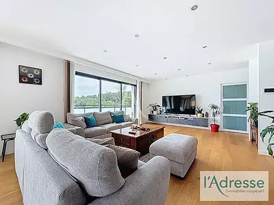 Maison, 240 m²