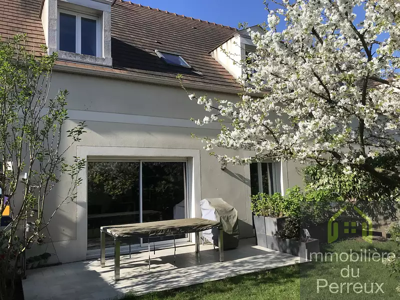 Maison, 123,07 m²