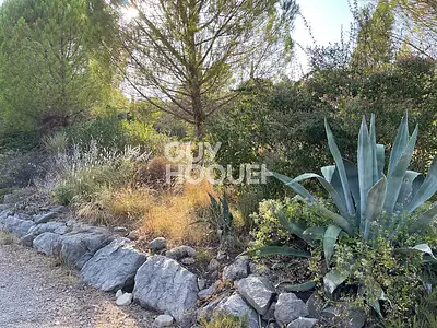 Terrain, 2 868 m²