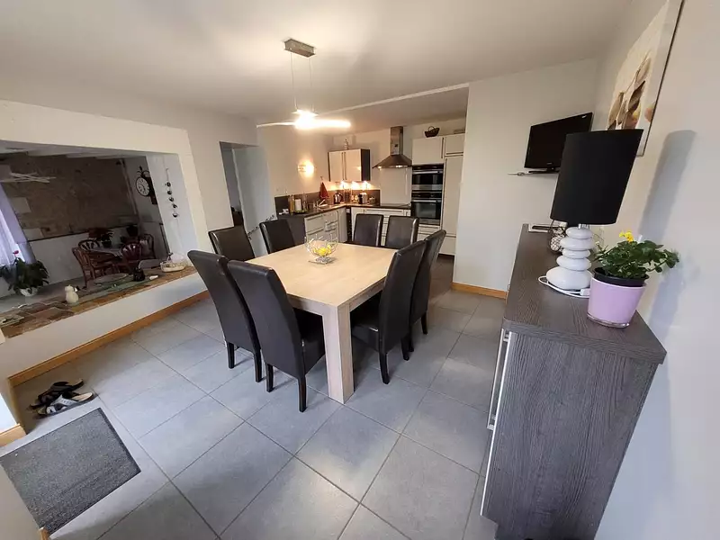 Maison, 165 m²