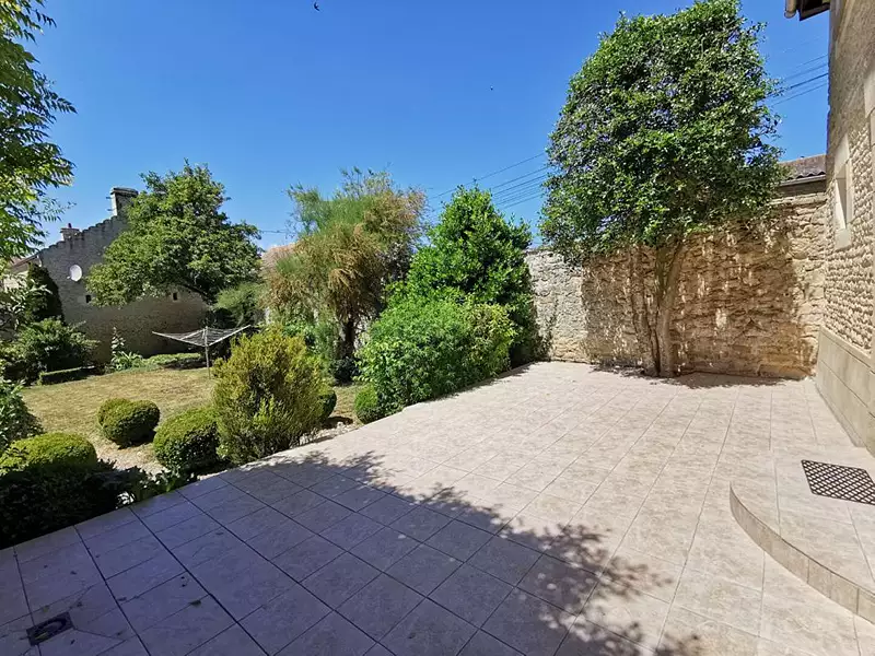 Maison, 560 m²