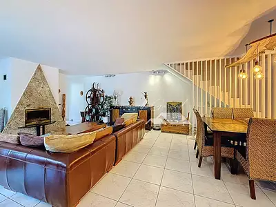Maison, 168 m²