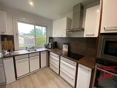 Immeuble, 170 m²