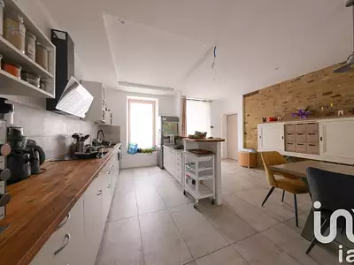 Maison, 377 m²