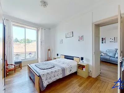 Immeuble, 698 m²