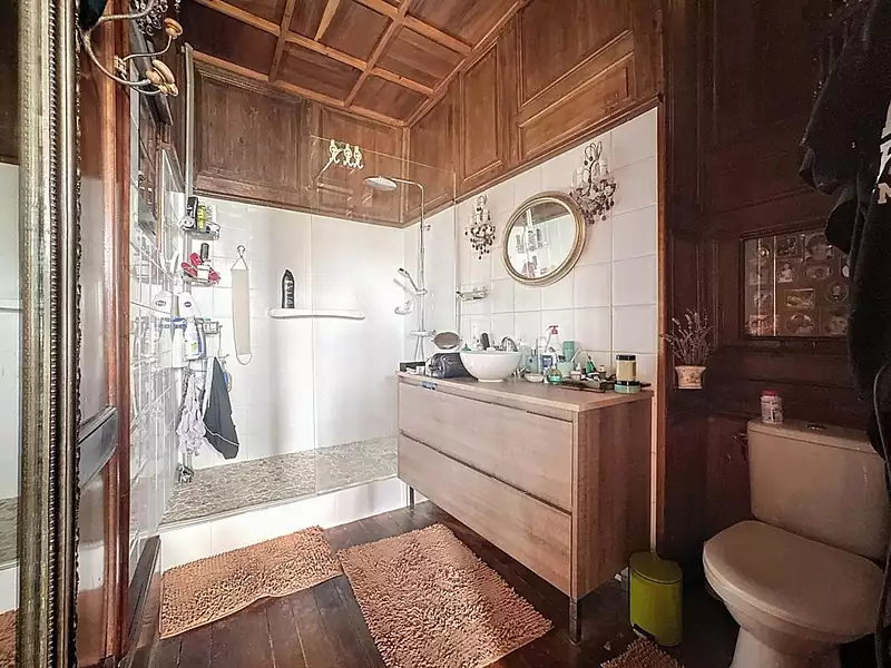 Maison, 260 m²
