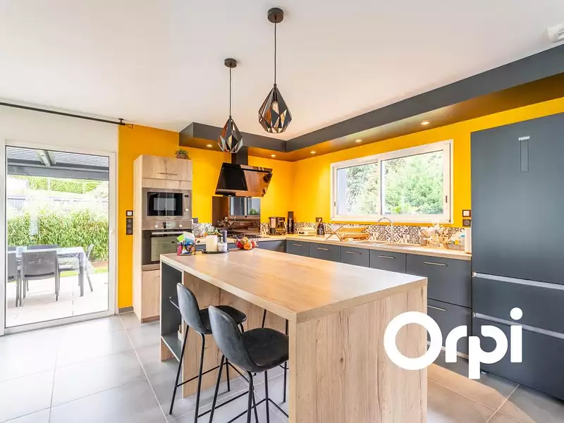 Maison, 132 m²