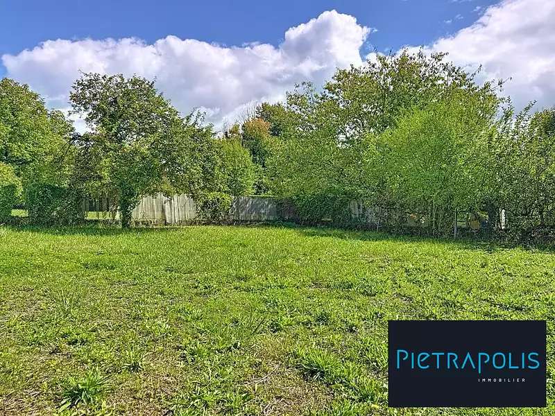 Terrain, 415 m²