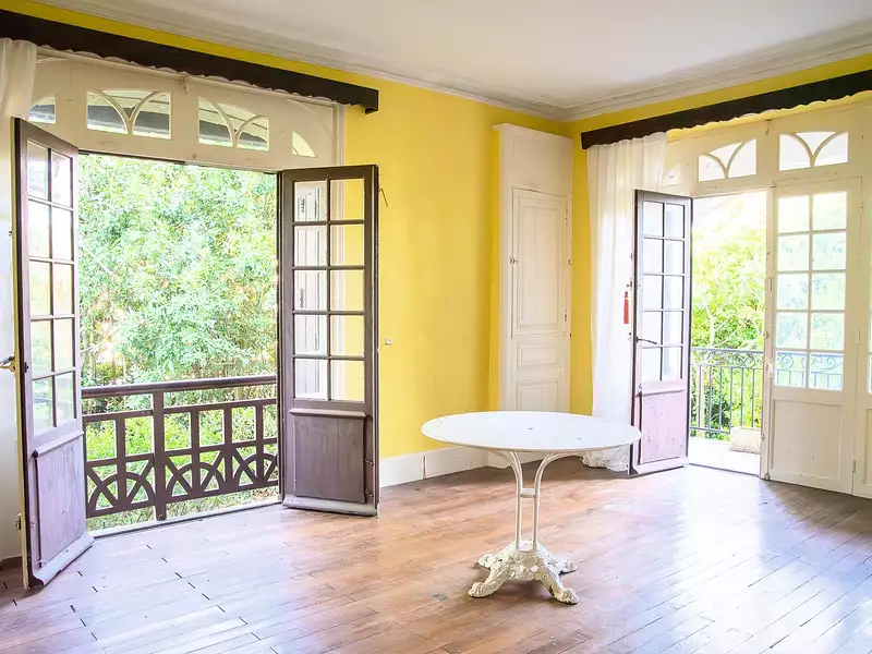 Maison, 247 m²