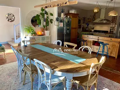 Maison, 250 m²