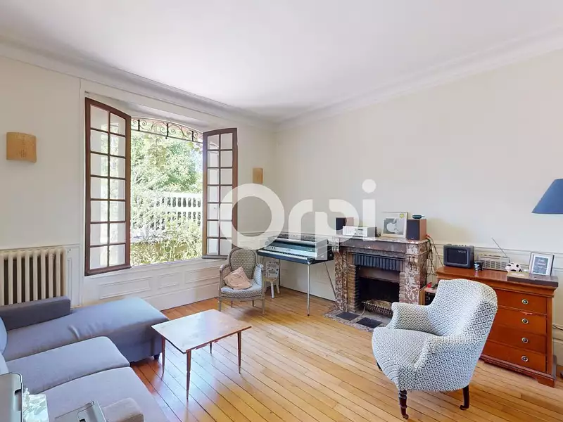 Maison, 148 m²