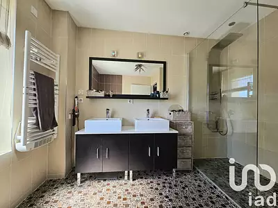 Maison, 162 m²