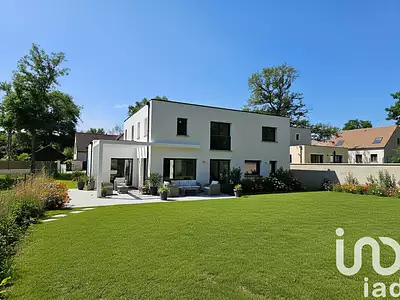 Maison, 218 m²