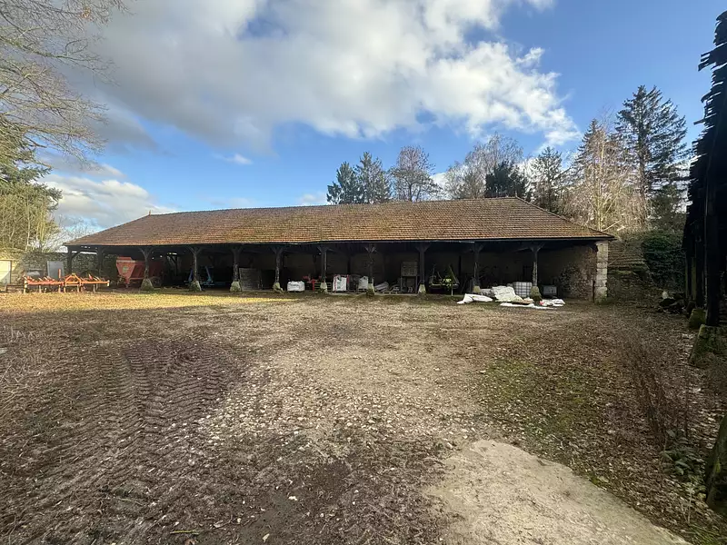 Maison, 784 m²