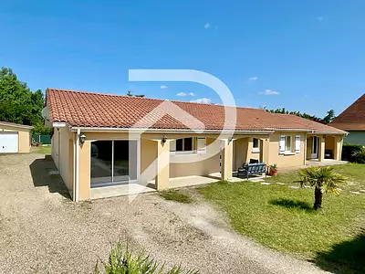 Maison, 157 m²