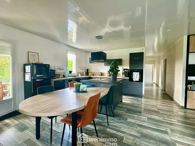 Maison, 119 m²