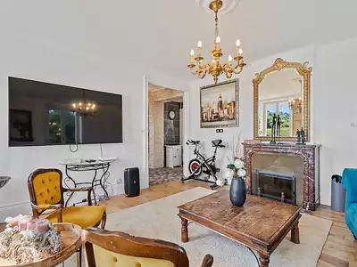 Maison, 260 m²