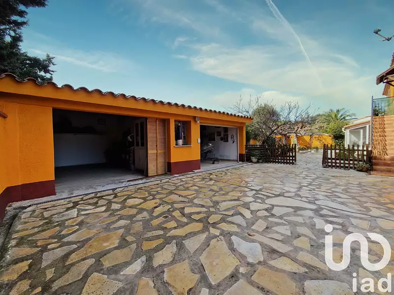 Maison, 215 m²