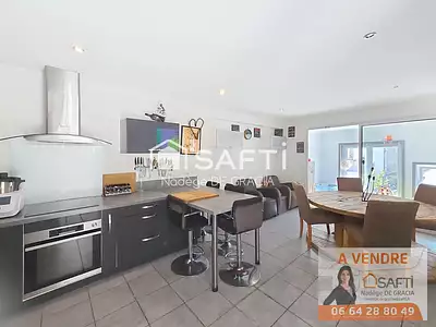 Maison, 180 m²