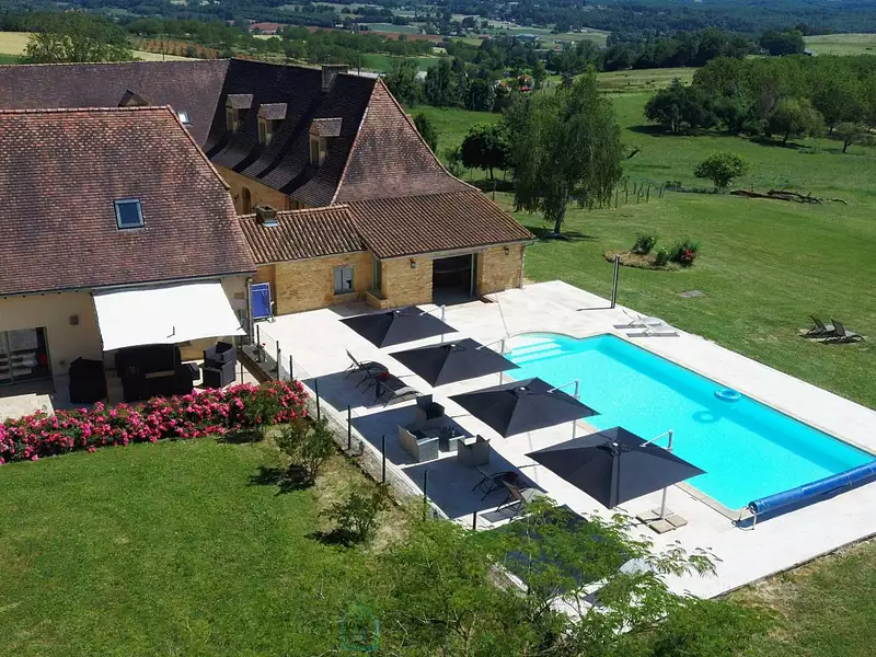 Maison, 750 m²