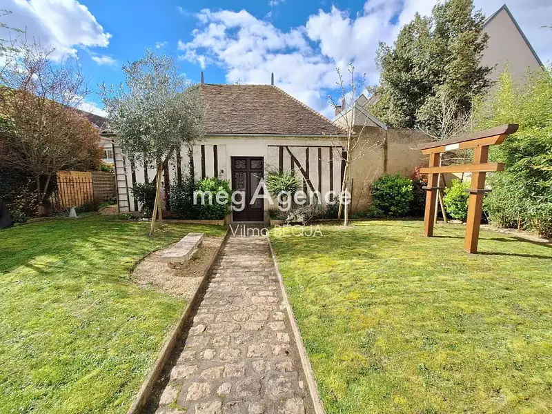 Maison, 285 m²