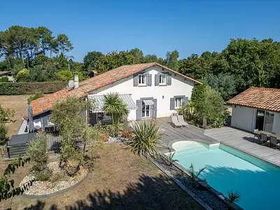 Maison, 231 m²