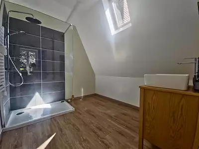 Maison, 240 m²