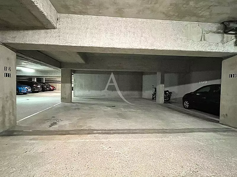 Parking, 12 m²