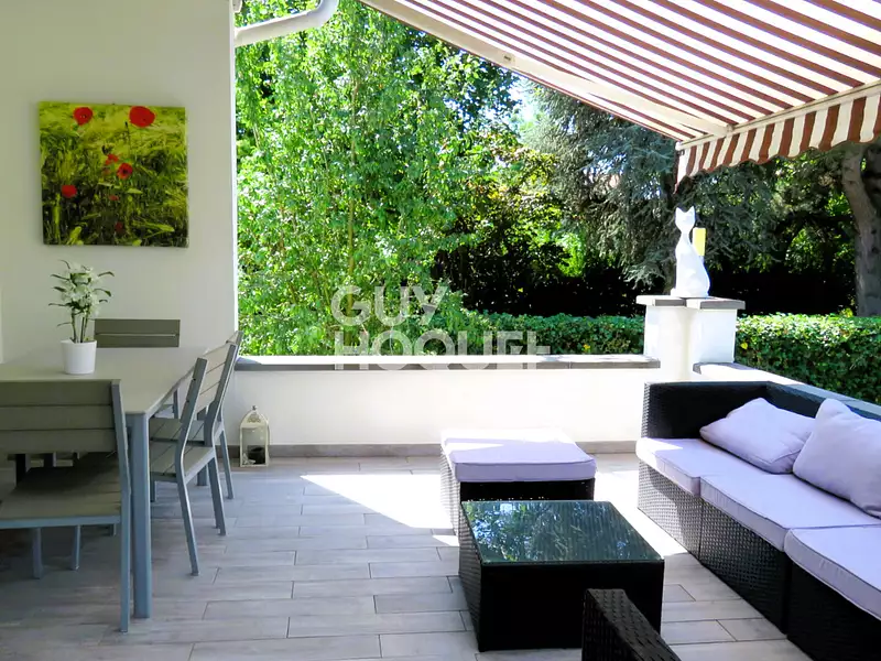 Maison, 249,84 m²