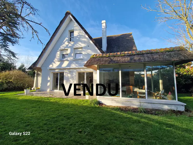 Maison, 243 m²