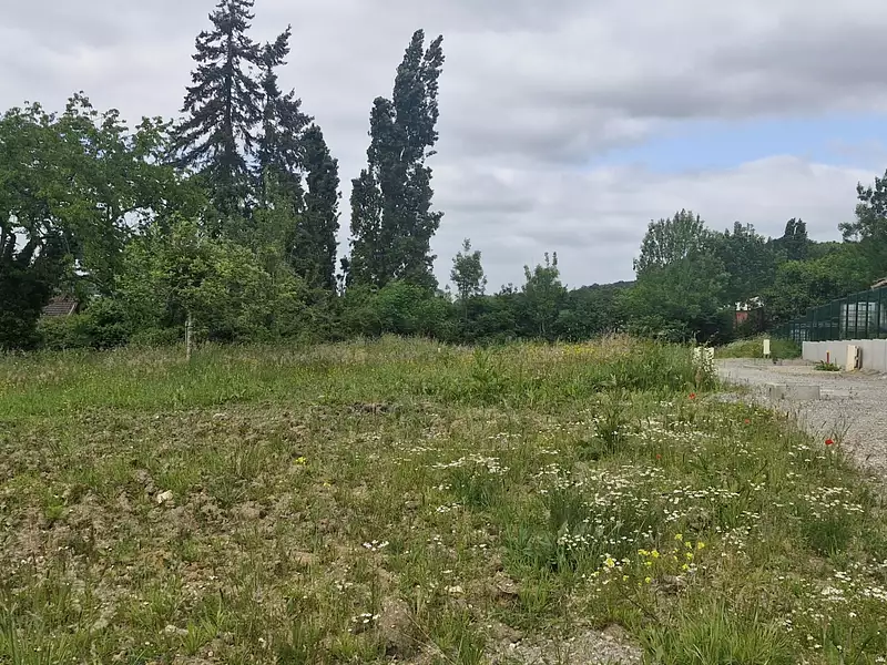 Terrain, 783 m²