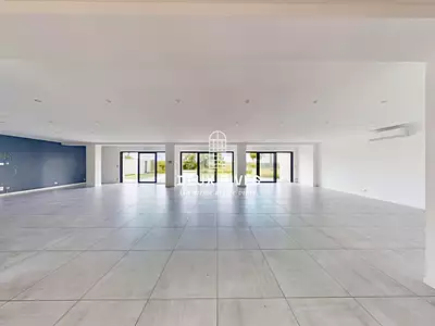 Maison, 350 m²
