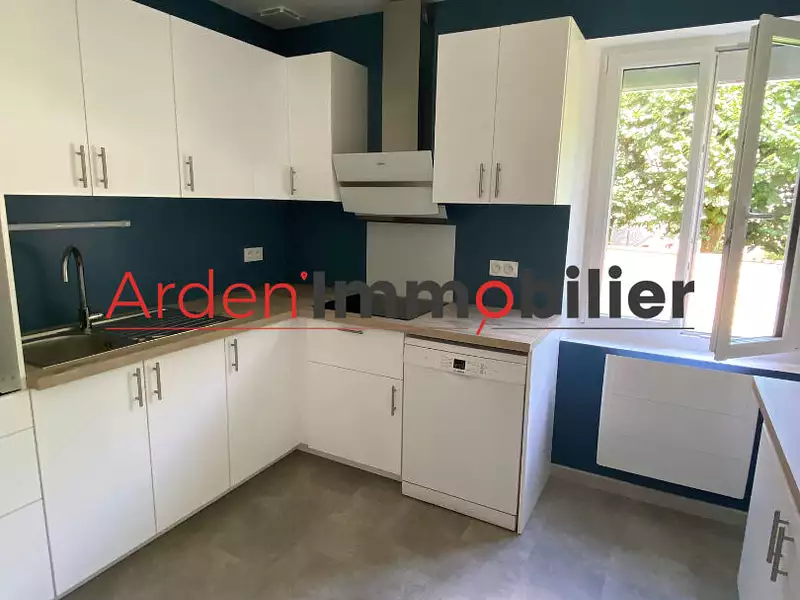 Maison, 135,68 m²