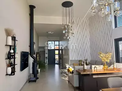 Maison, 157,77 m²